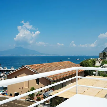 Breathtaking View, Just Steps From The Beaches Сasa de vacaciones *